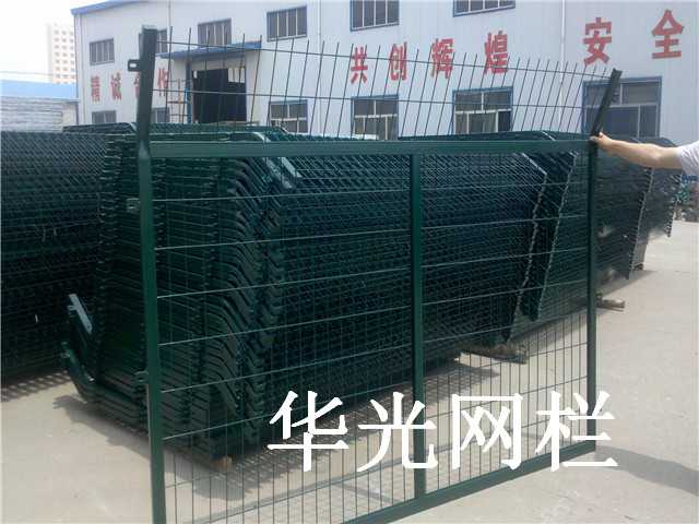 铁路护栏网图片1