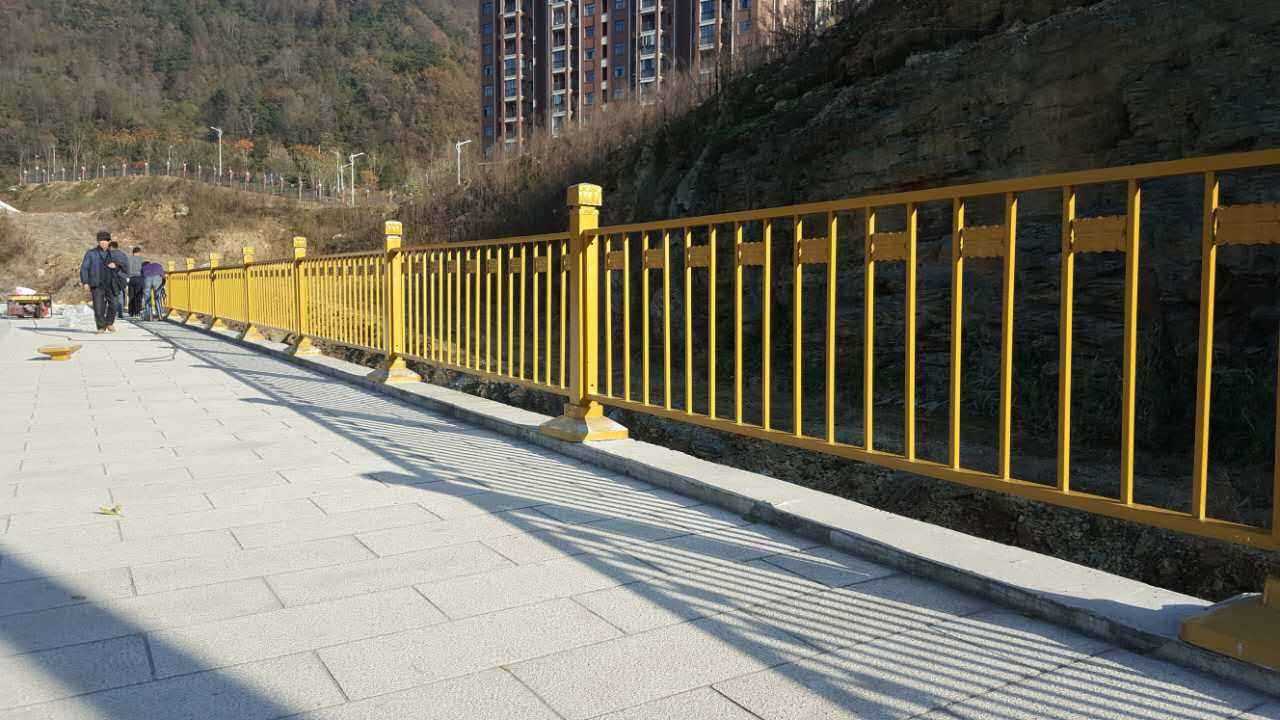 黄金莲花护栏图片3