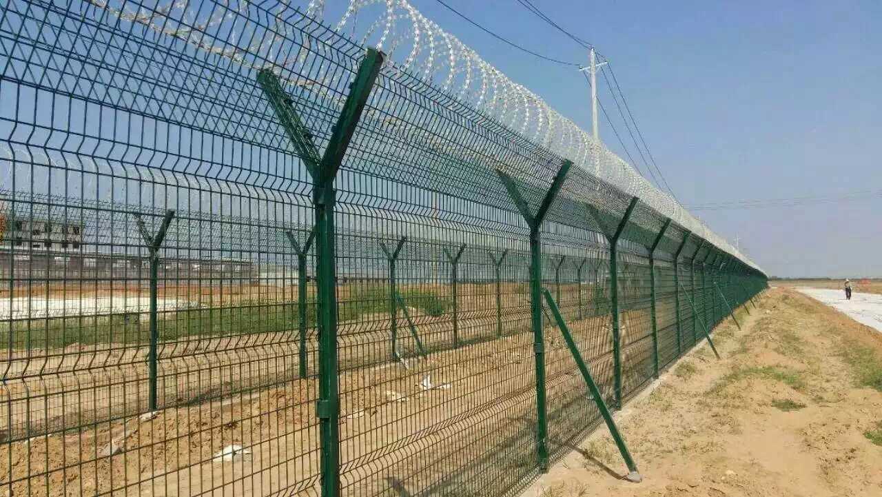 机场护栏网