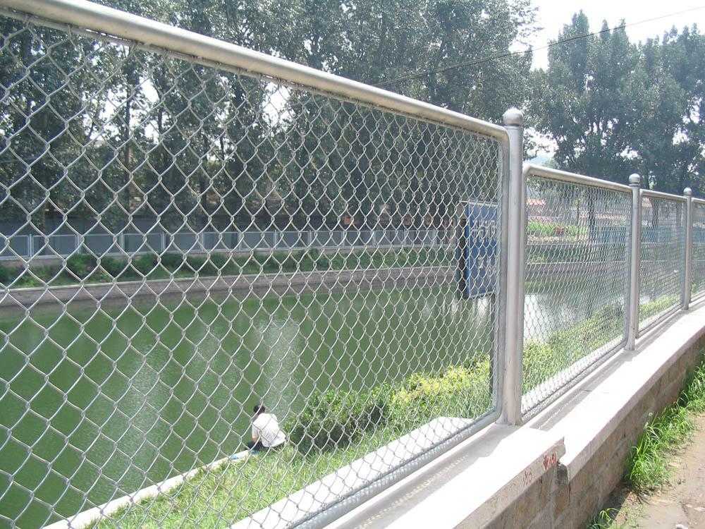 河道隔离网图片2